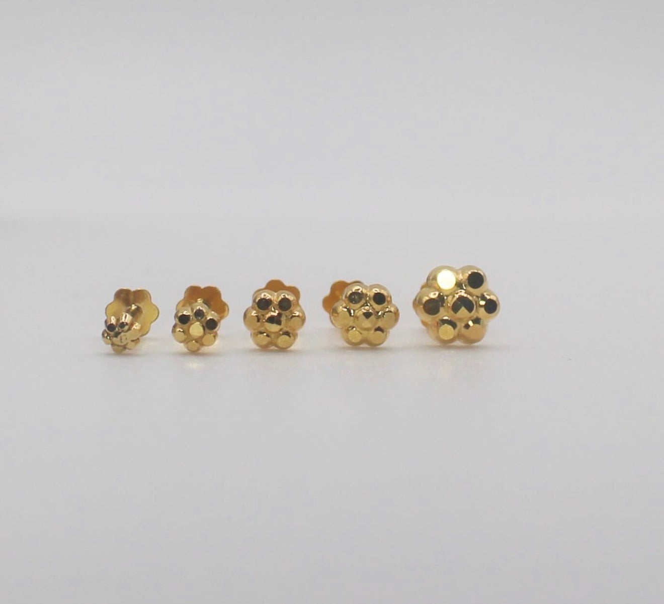Gold Flower Stud | 18carat