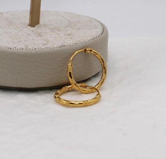 Small Detailed Hoops | 18carat