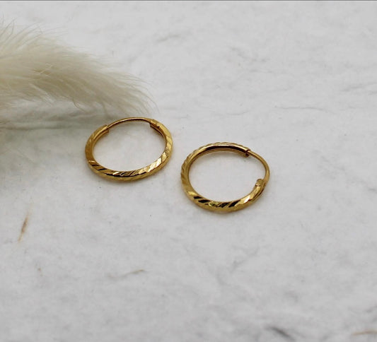 Plain Small Hoops