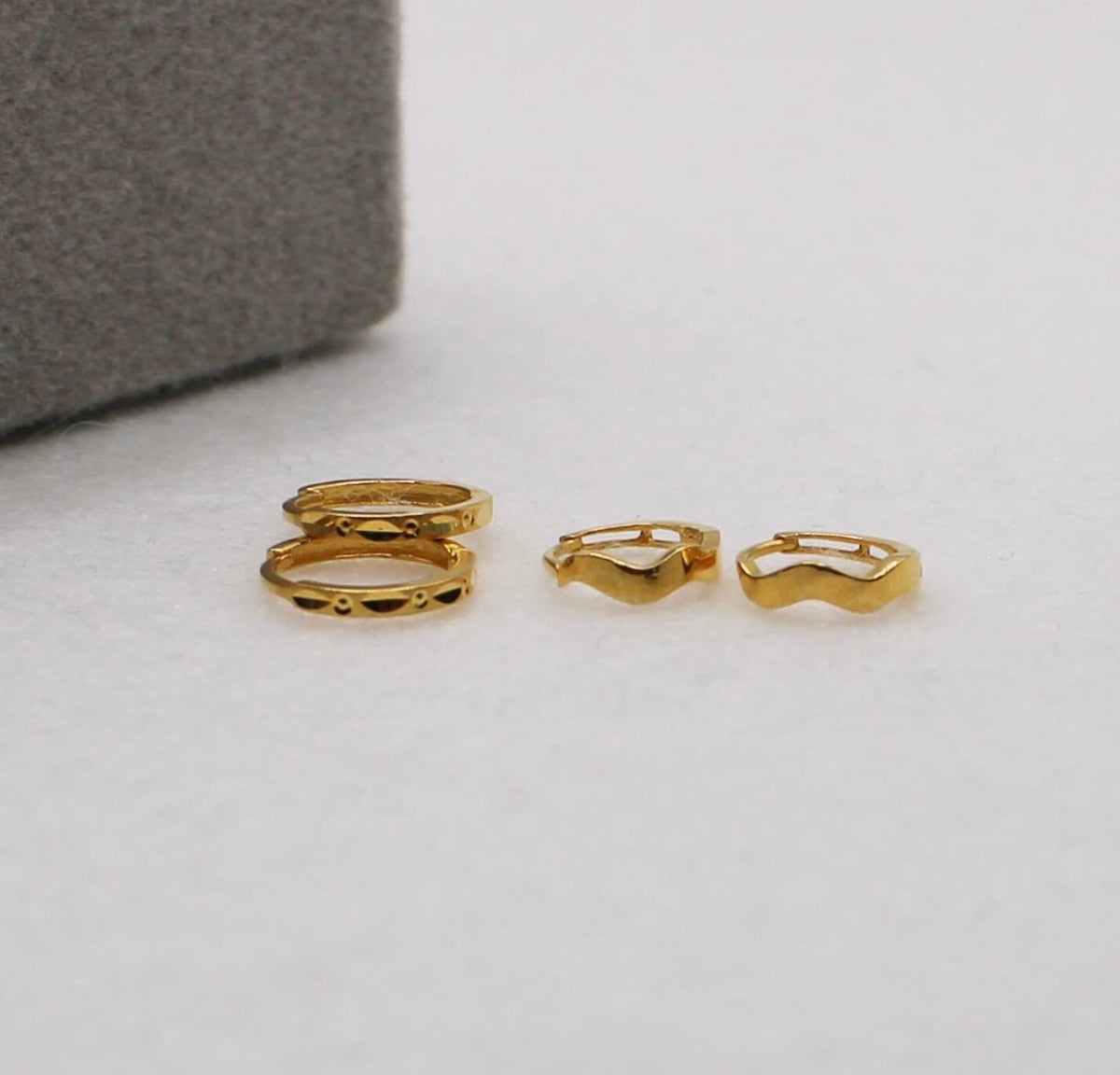 Everyday Huggies | 18carat