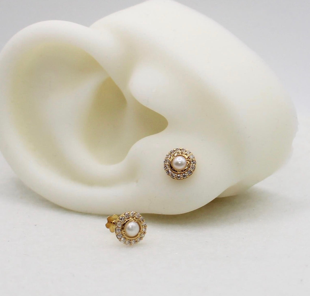 Halo Pearl Studs
