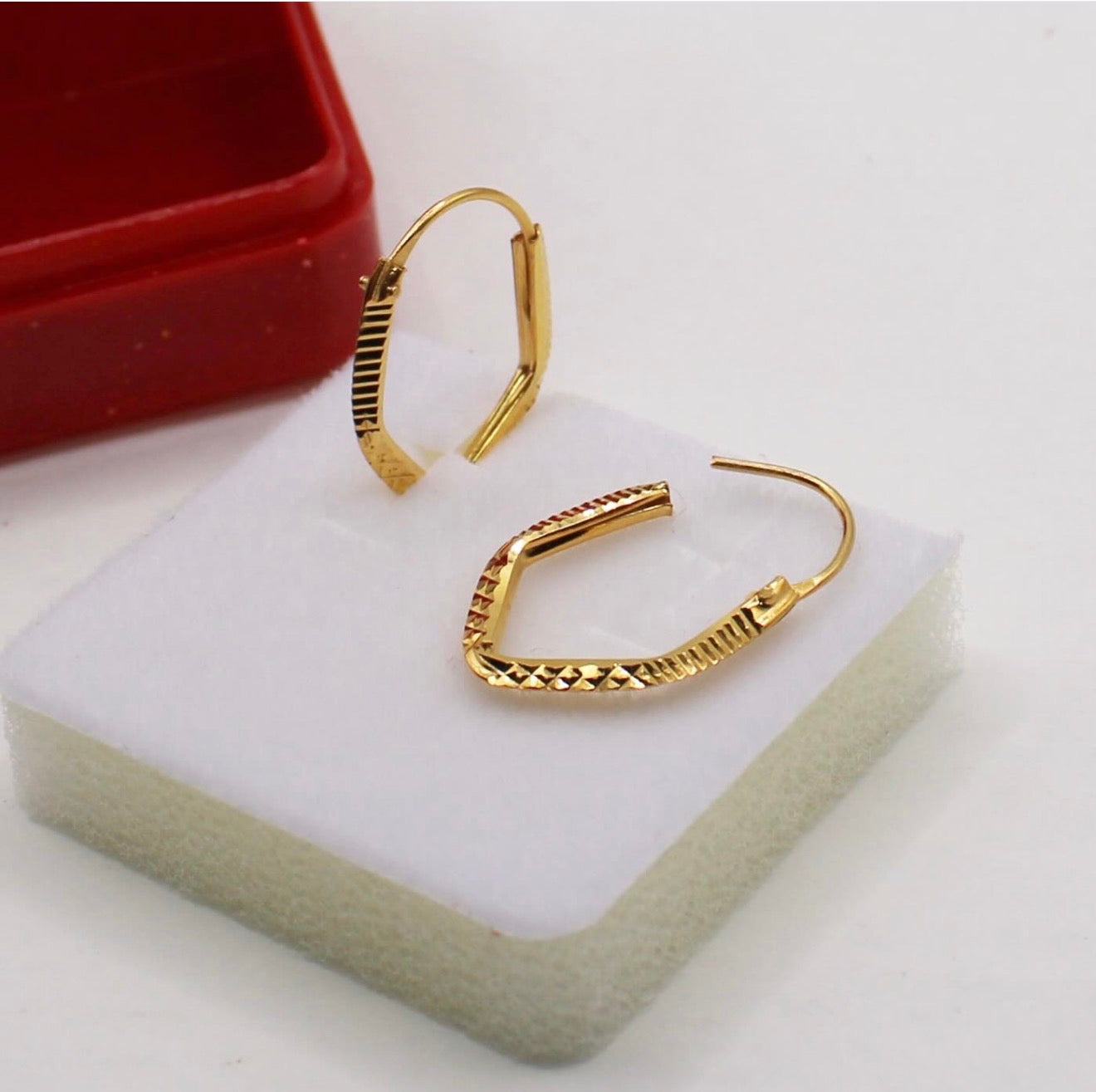 Super Lightweight V-hoops