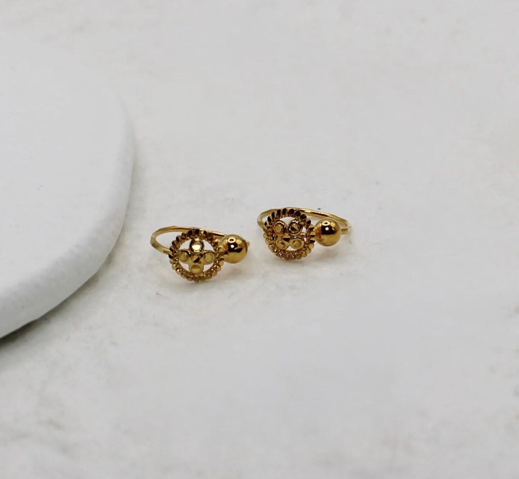 Small Round Detailed Huggies | 9mm