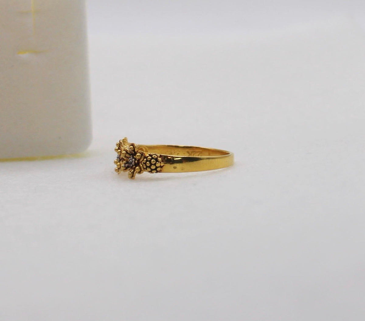 Antique Finish Ladies Ring | 22carat
