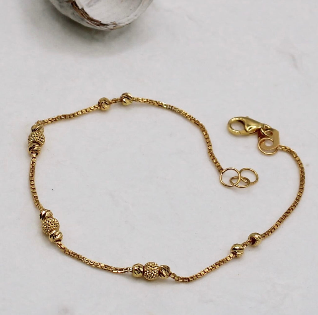 Dainty Beaded Bracelet