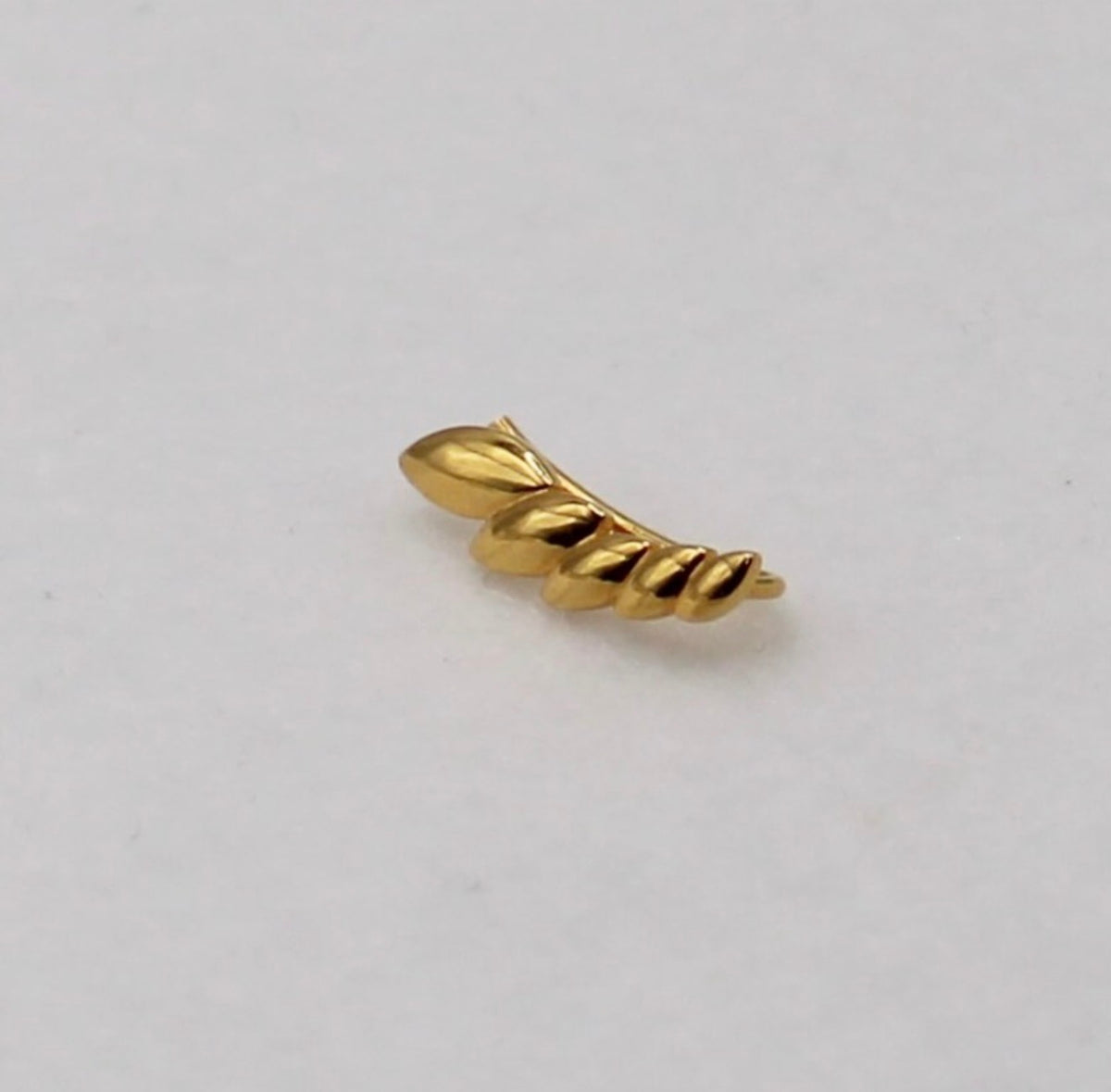 Leafy Climber Hooked Studs | left piercing only