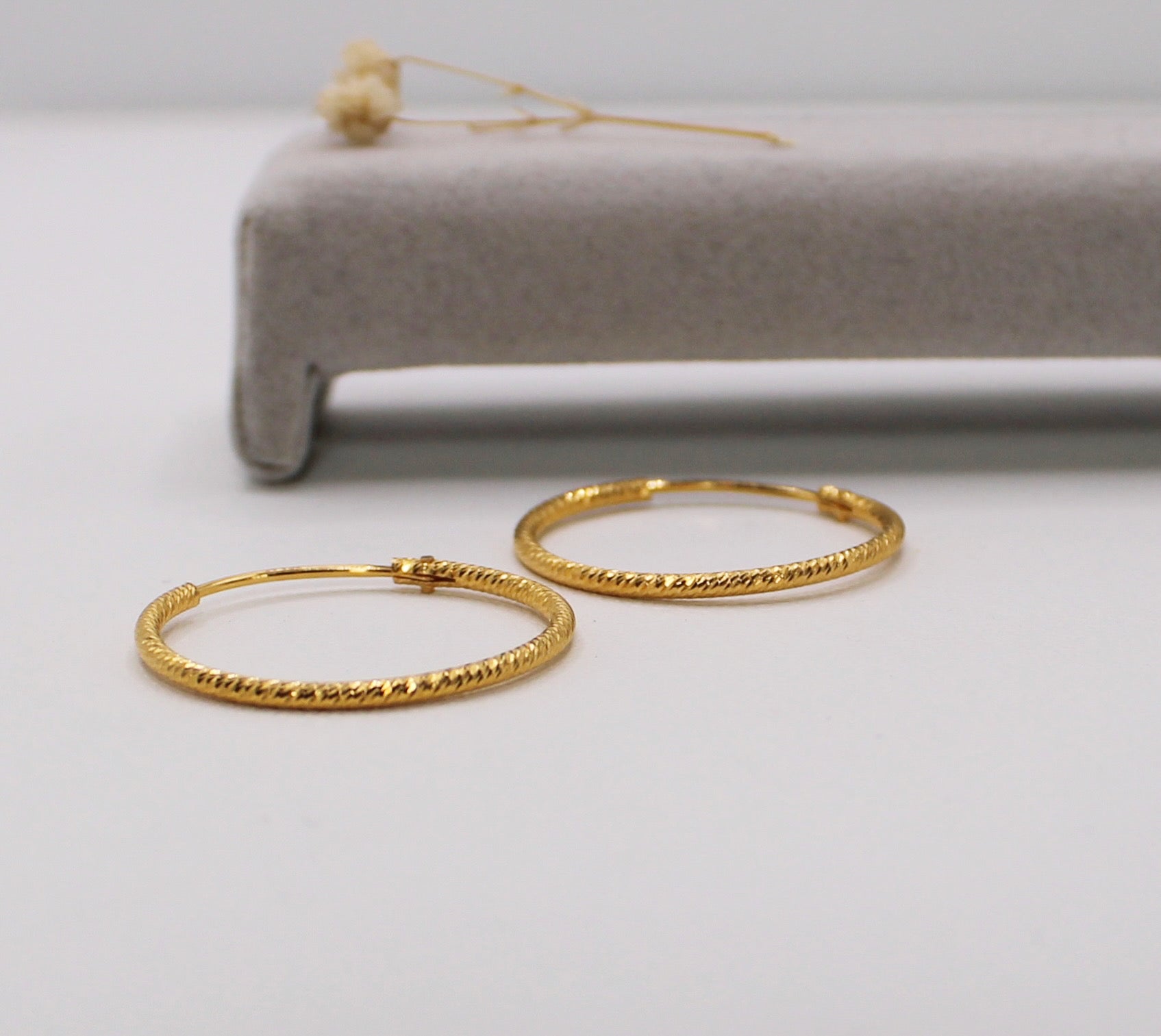 Medium Dainty Hoops