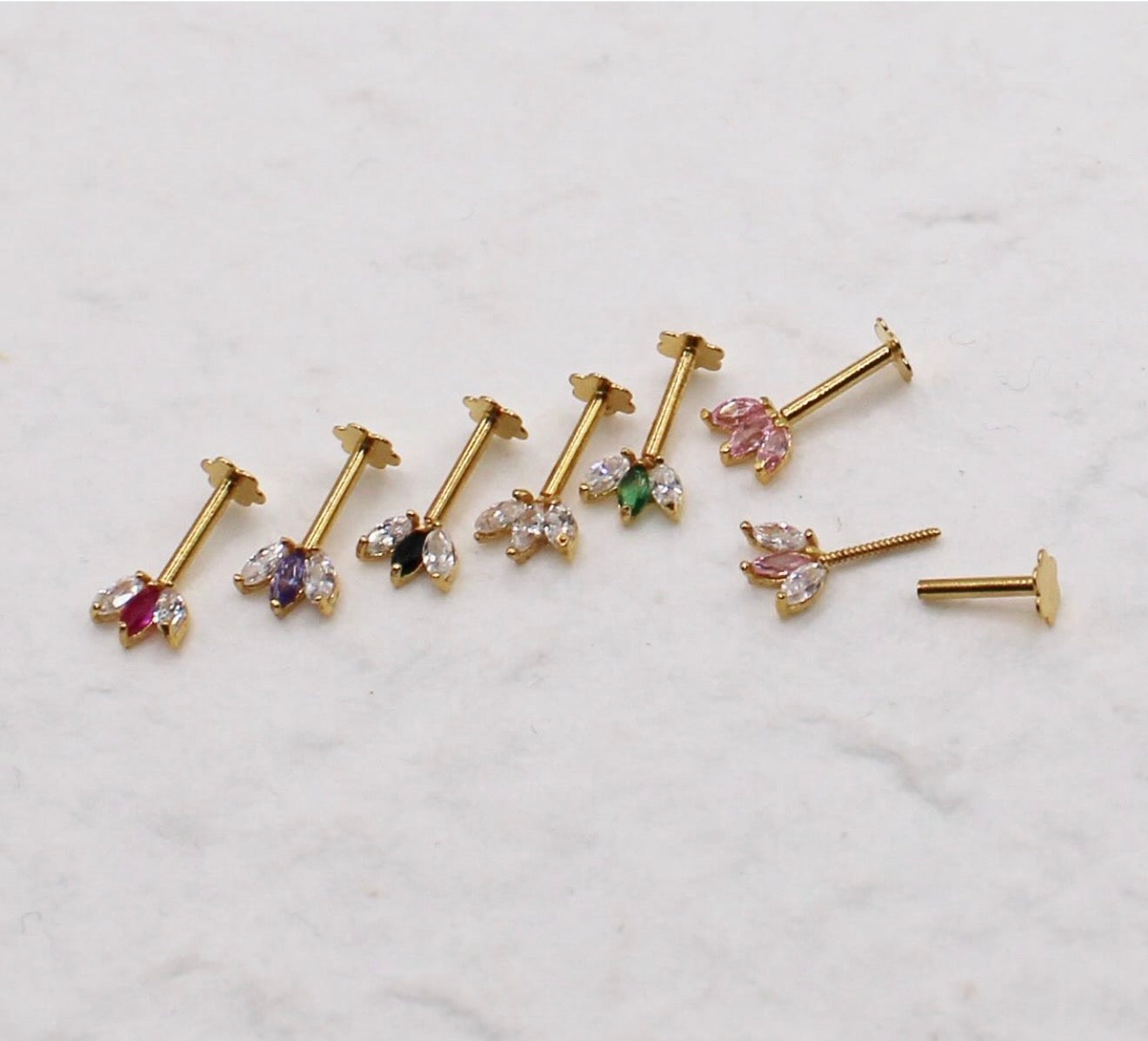 Super Mini Tulip Stud | VERTICAL HELIX PIERCING