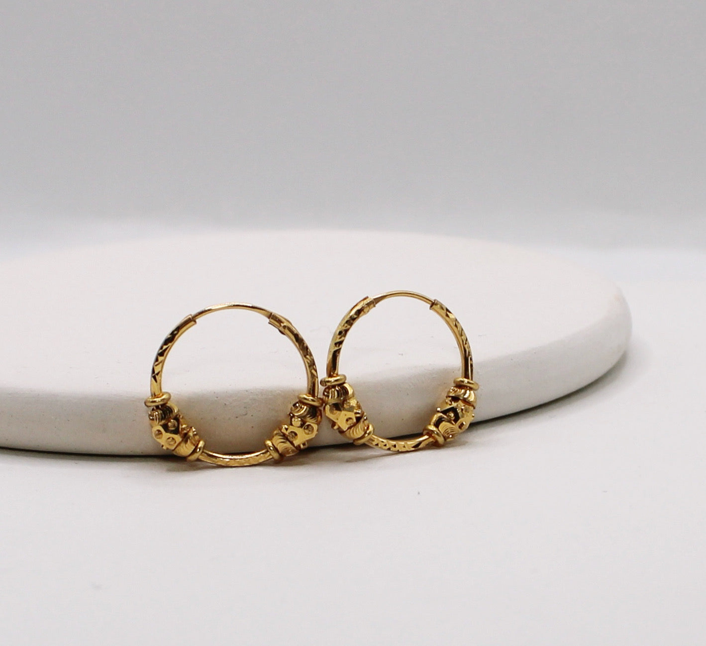 Double-ball 18carat Hoops