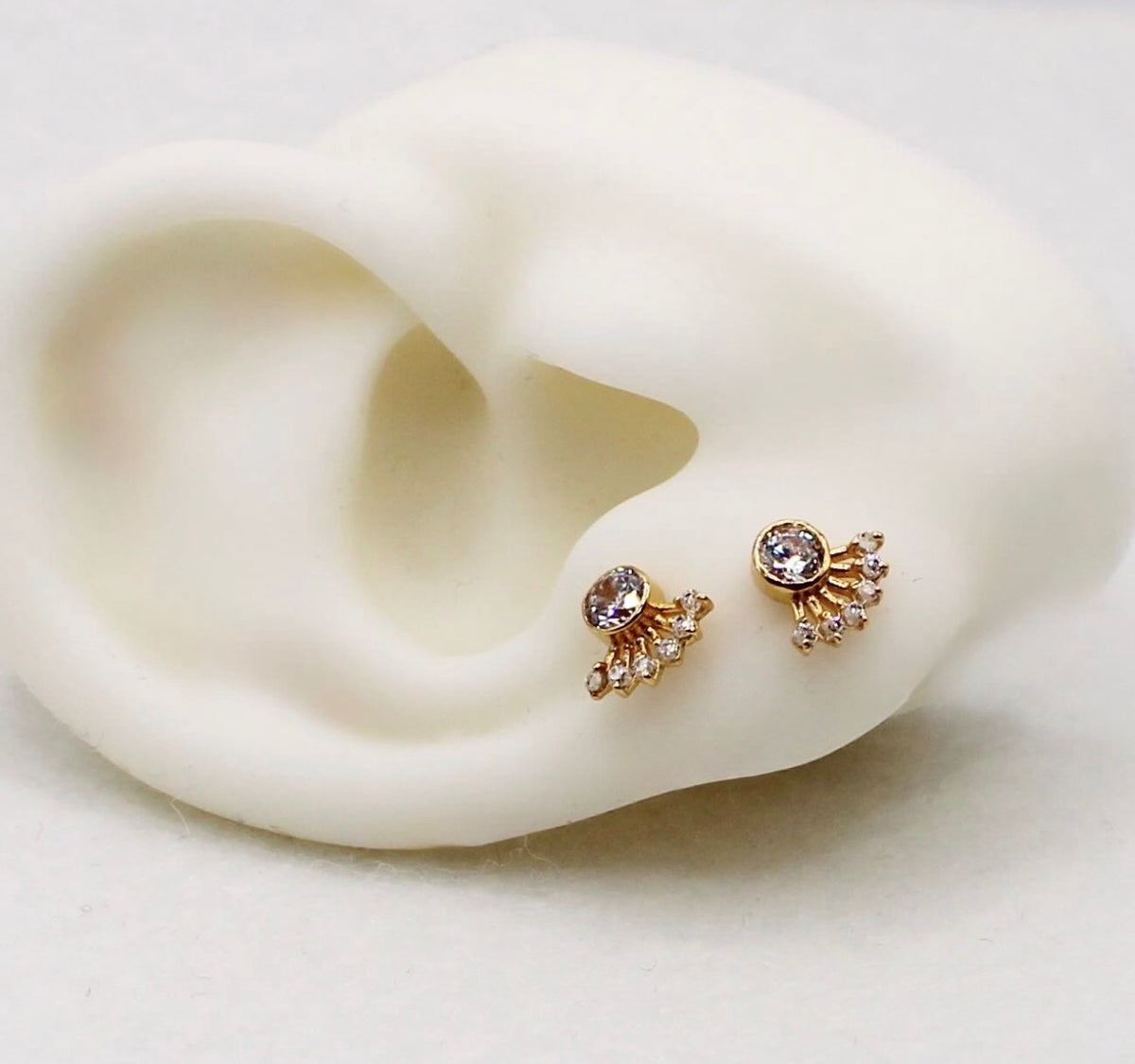 Cluster Crescent Stud | single piece
