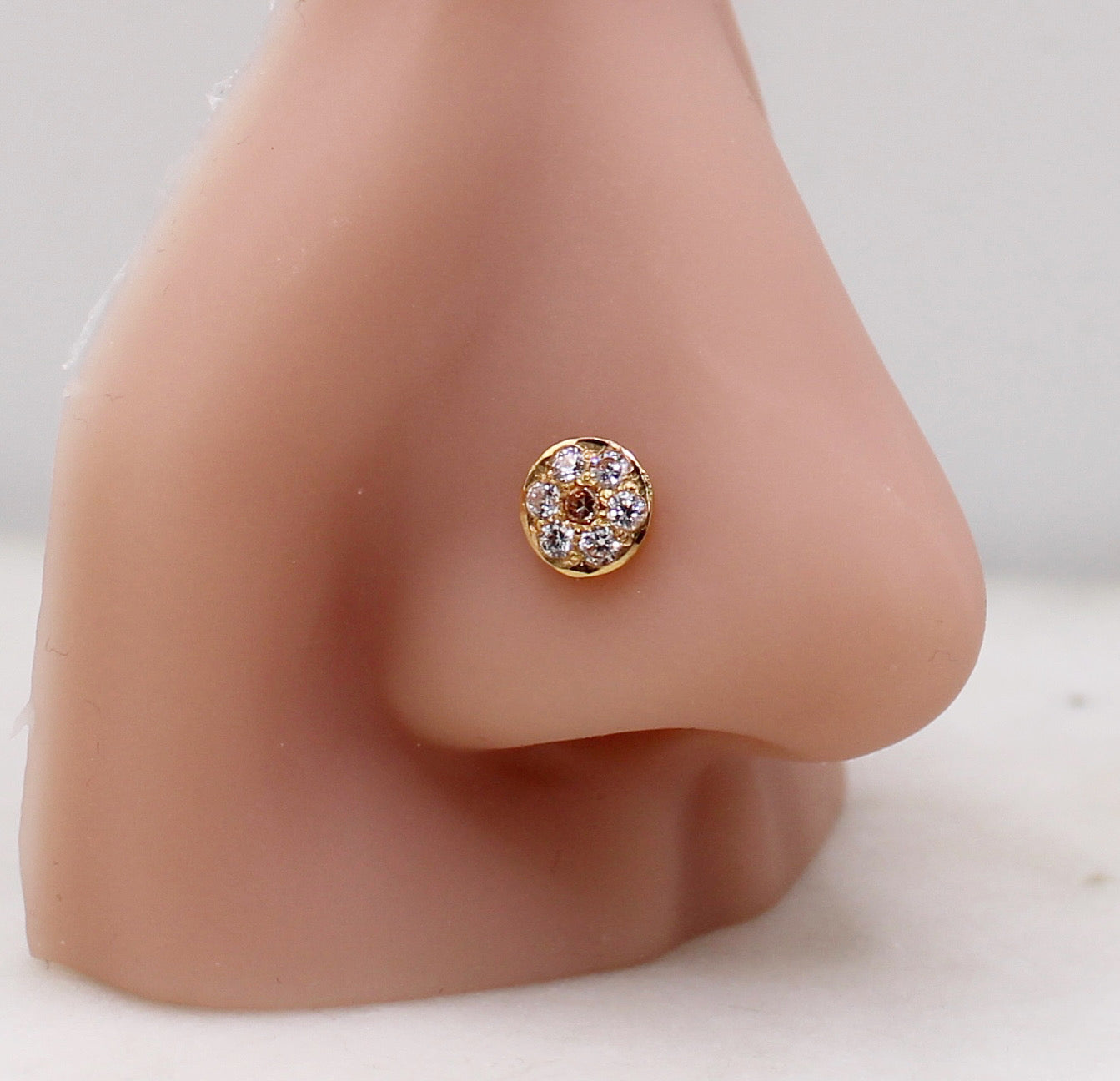 22carat Round Stud