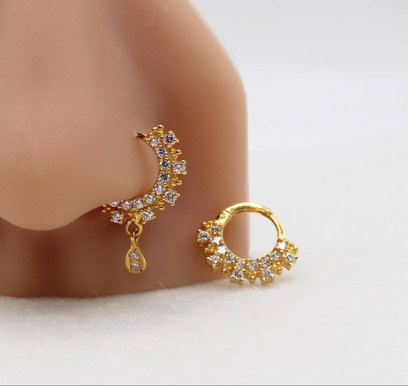 Cluster Hoop | (left pierce only)