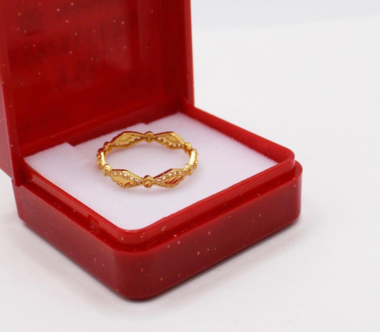 Dainty Wavy Ring | size L