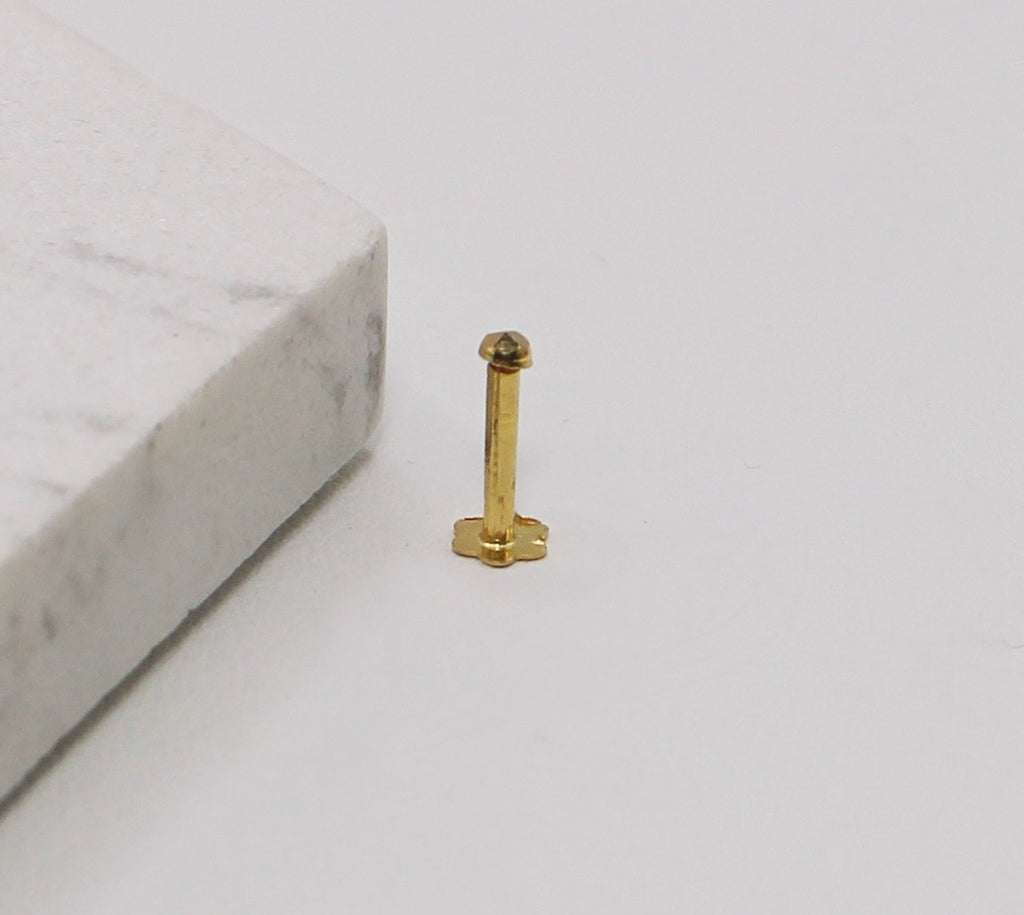 18carat Tiny Diamond-cut Stud | 1mm