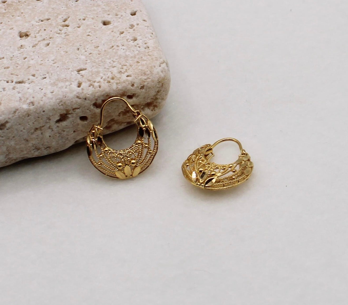 Detailed Boat Hoops | 22carat