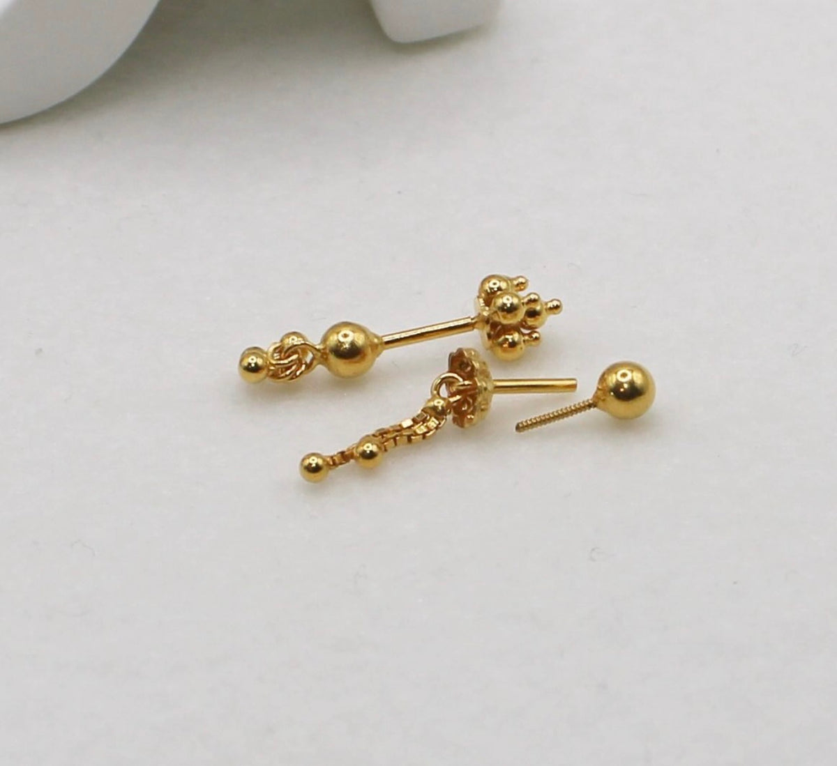 Mini Vertical Helix Stud