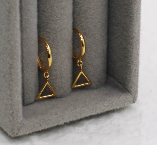 Triangle Drop Huggies | 9.5mm