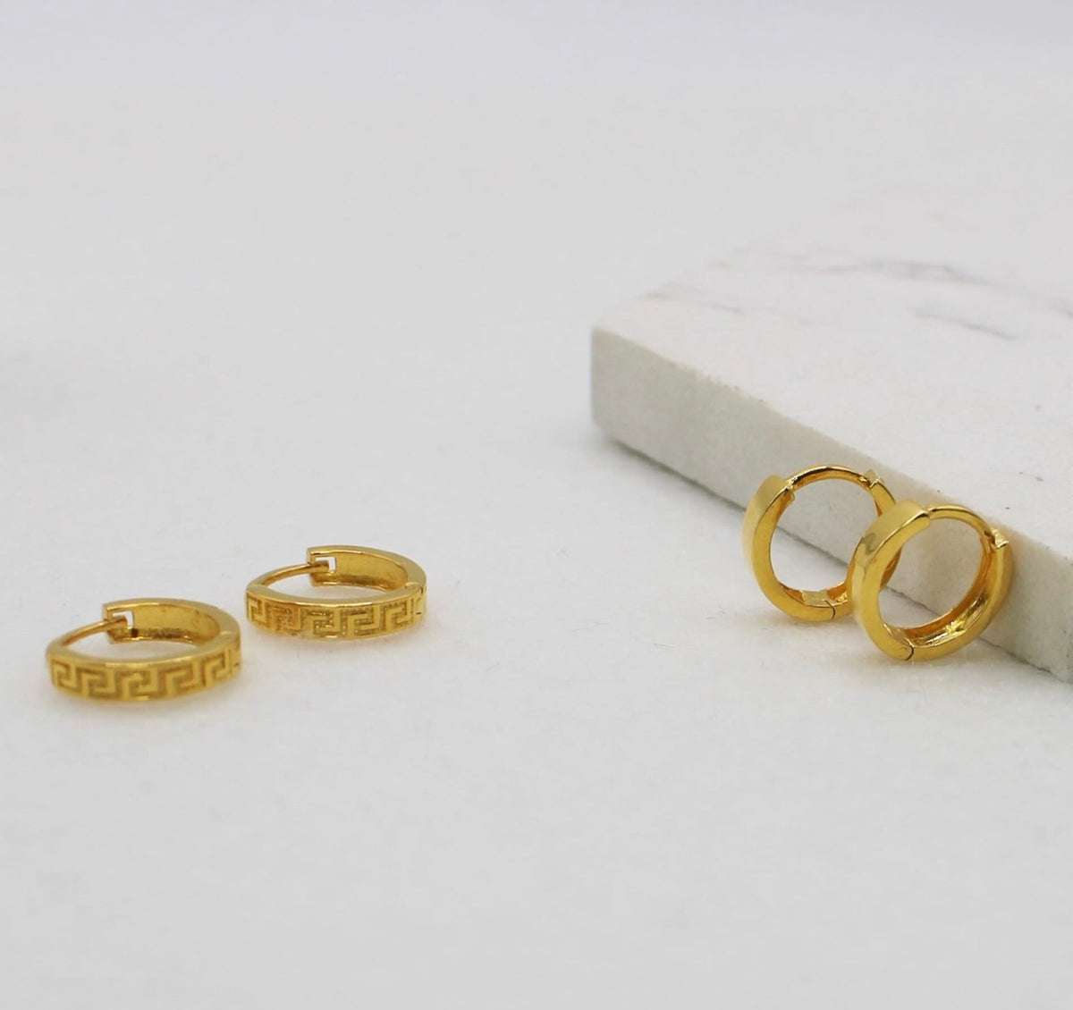Simple Everyday Huggies | 18carat