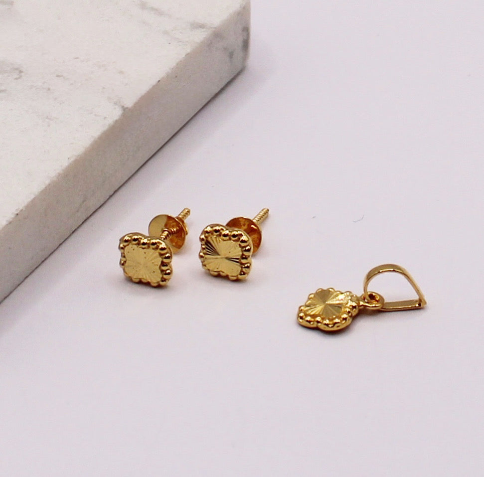 Super-mini Clover Pendant Set
