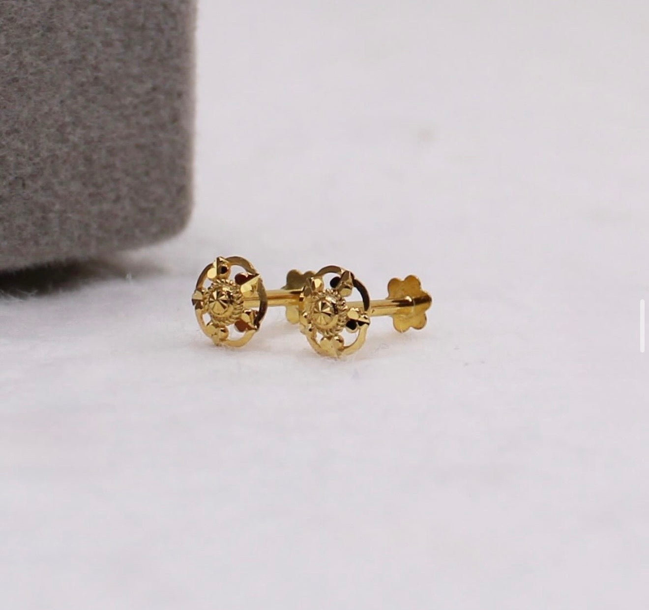Rosette Studs | 5mm