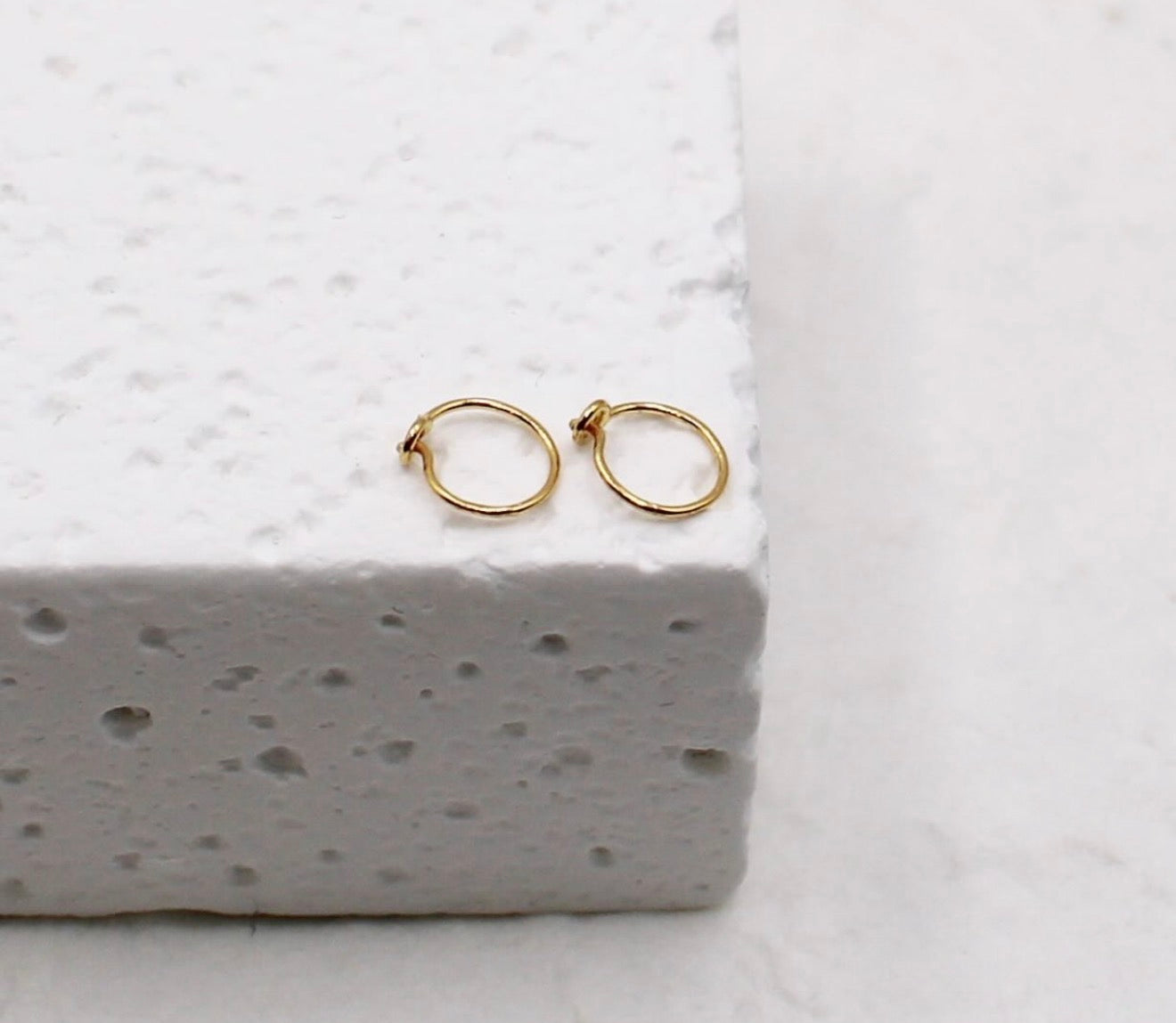 Super-Tiny Thin Hoops | 6mm