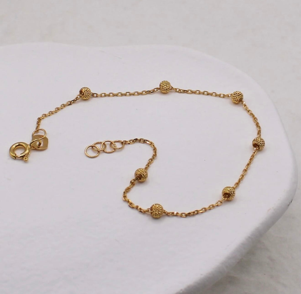 Duster Dainty Bracelet