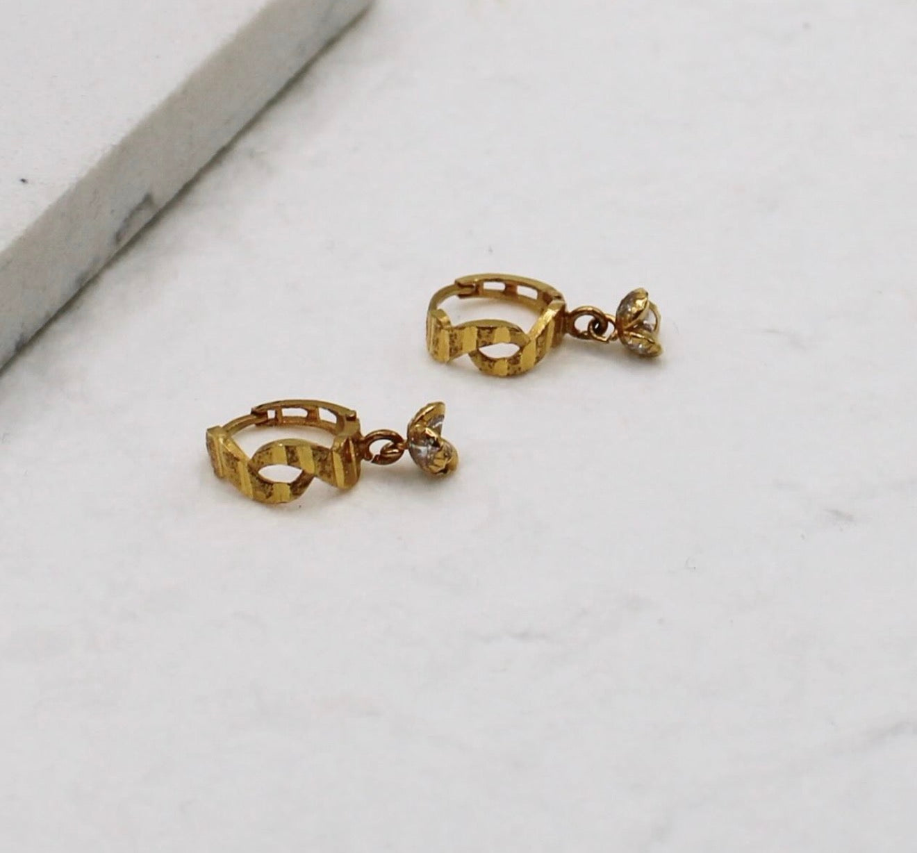 Tiny Stripy Huggies | 7.5mm