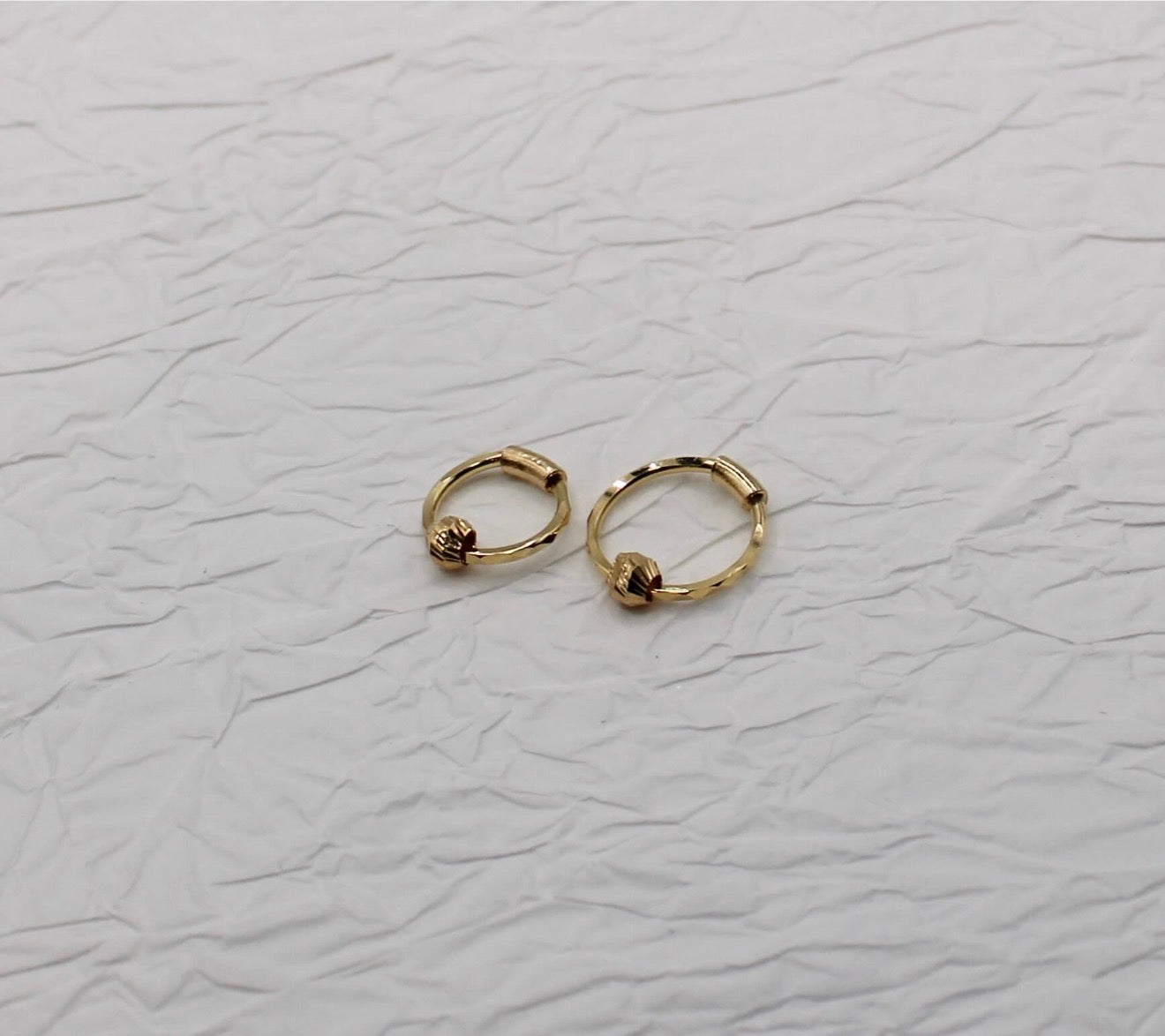 Simple Ball Hoop | 18carat