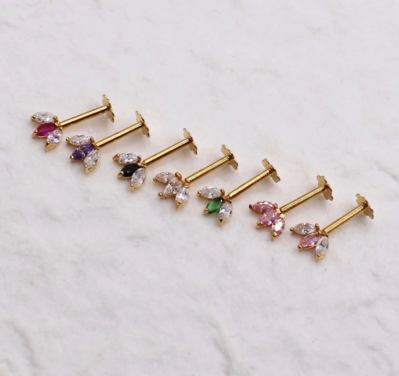 Super Mini Tulip Stud | VERTICAL HELIX PIERCING