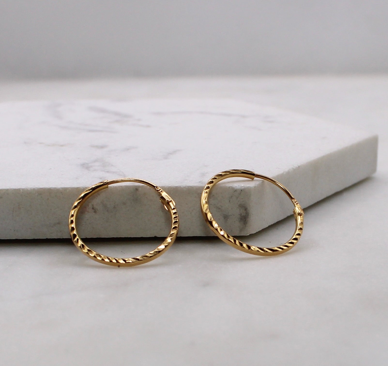 Stripy Detail Hoops | 22carat