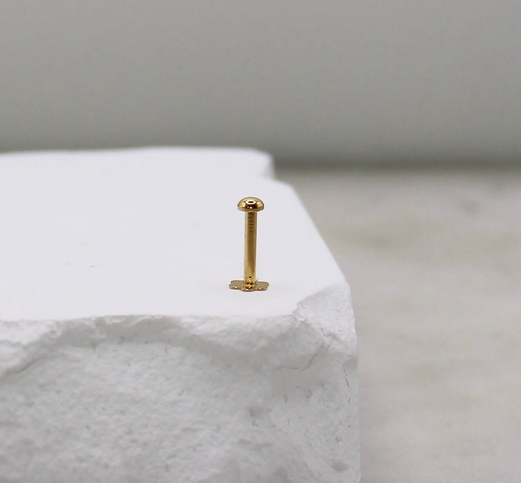 Tiny Plain Stud (single piece) | 1.5mm