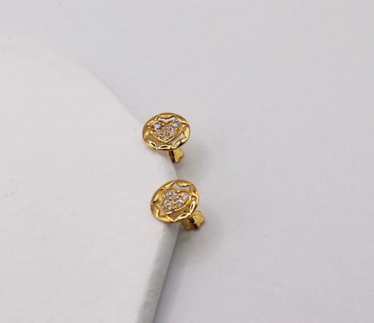Round Heart Studs | pair