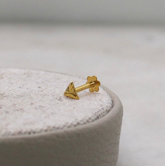 Detailed Triangle Stud