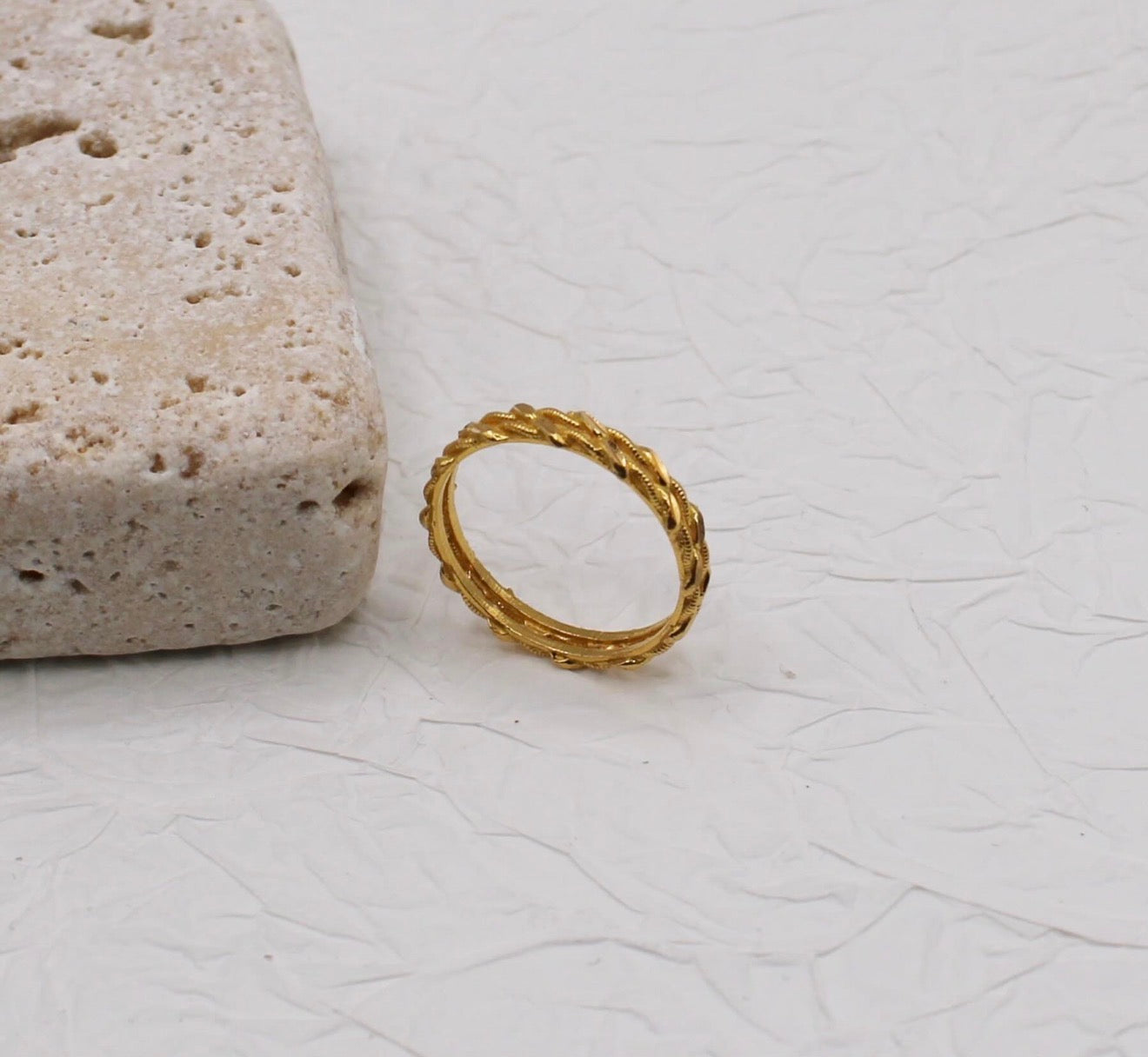 Golden Vine Weave Ring | size i