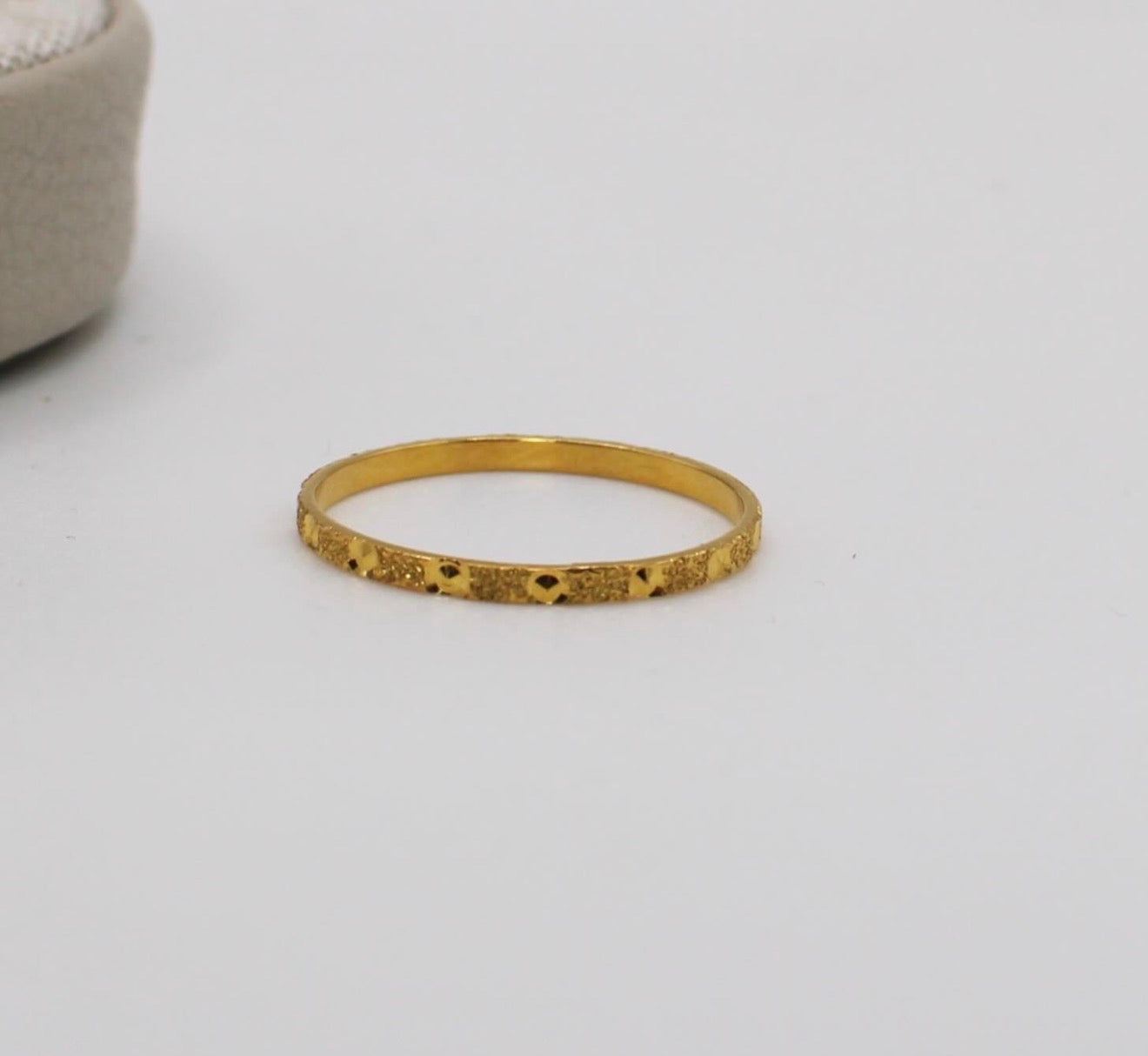 Dainty Band Ring | 18carat