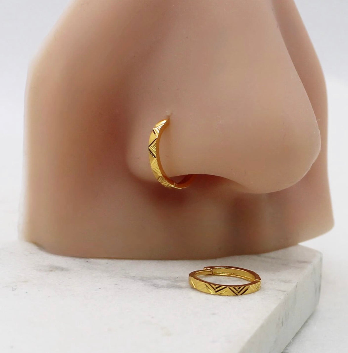 Thin Detailed Hoop | 8.5mm