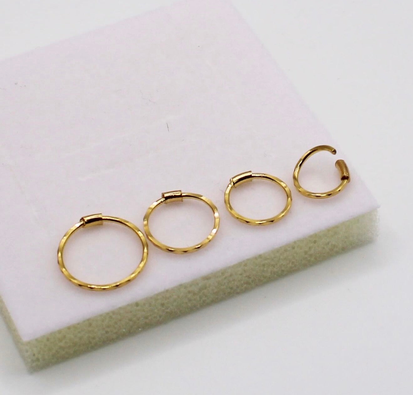 Thickish Hoop | 18carat