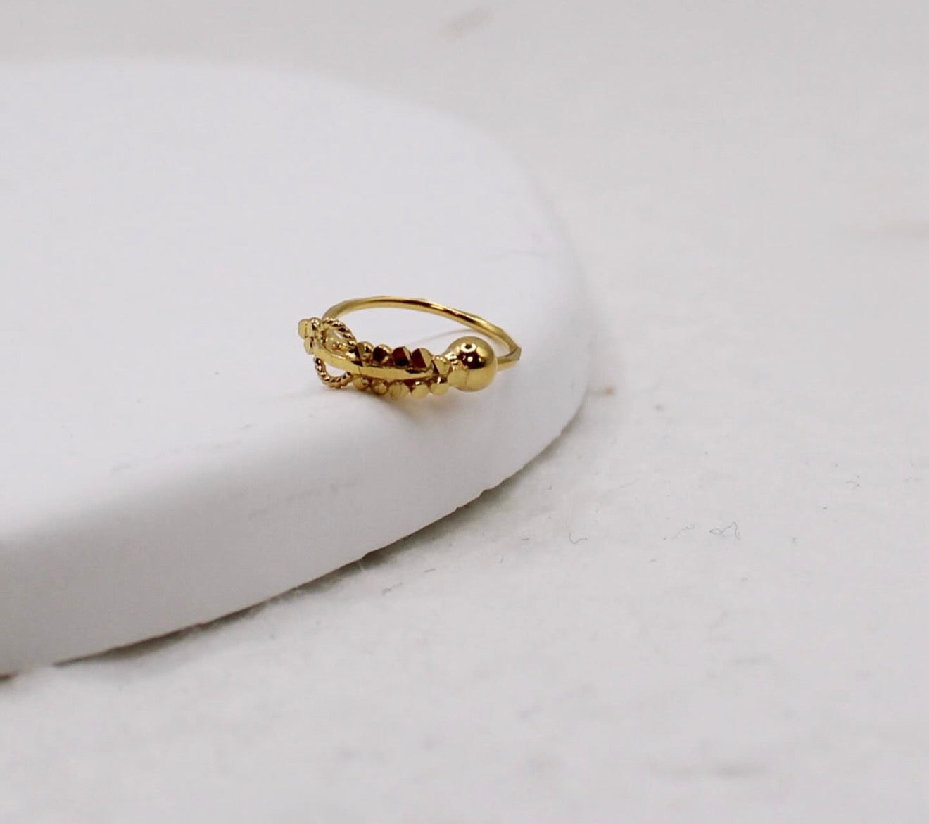 Auric Twist Hoop | 9mm
