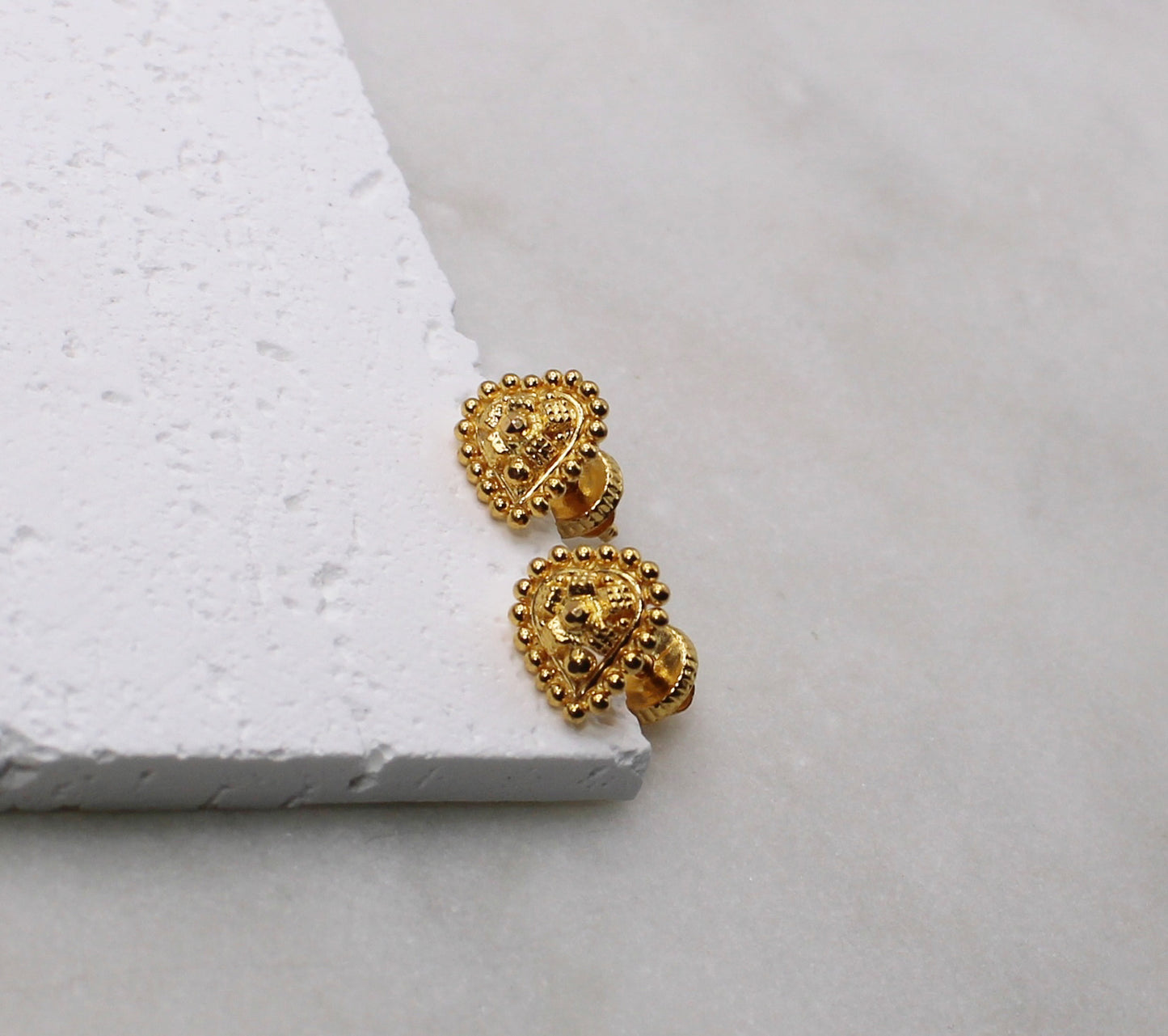 22carat Heart Studs