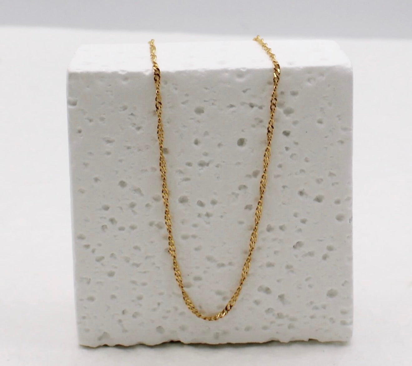 Super Dainty Ripple Chain