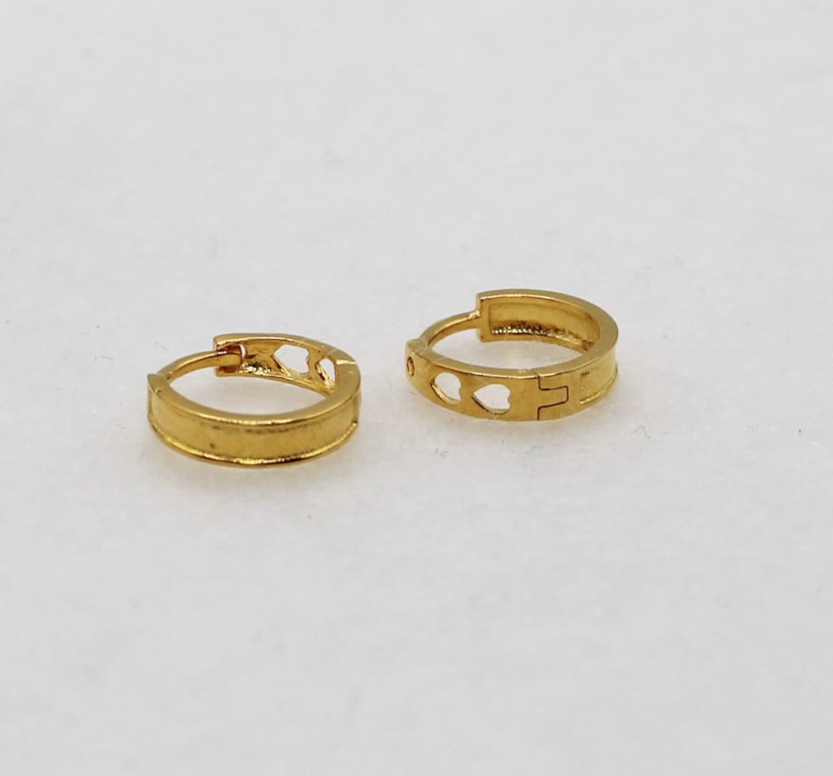 Small Huggies | 7.8mm