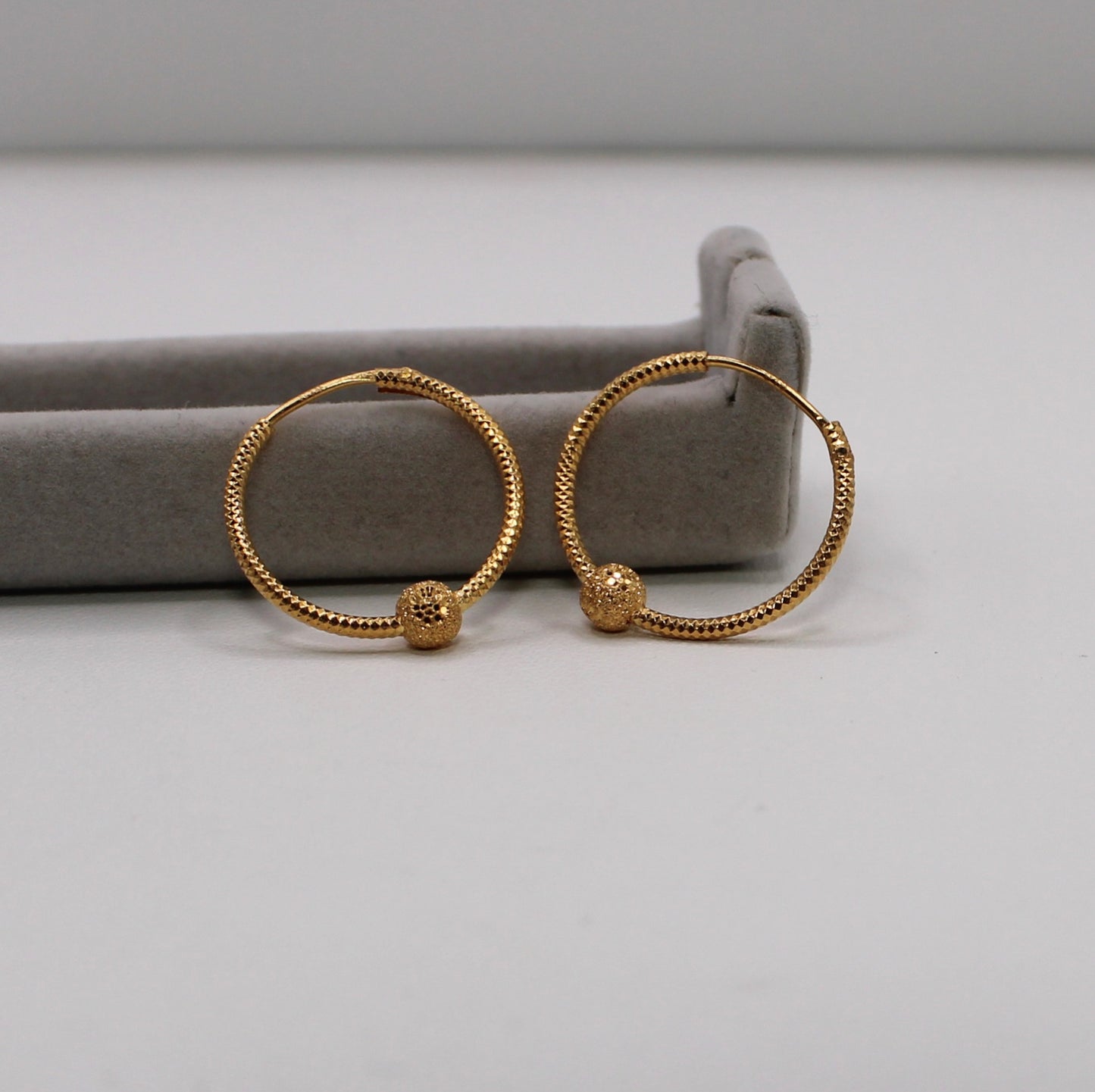 17mm Dainty Hoops