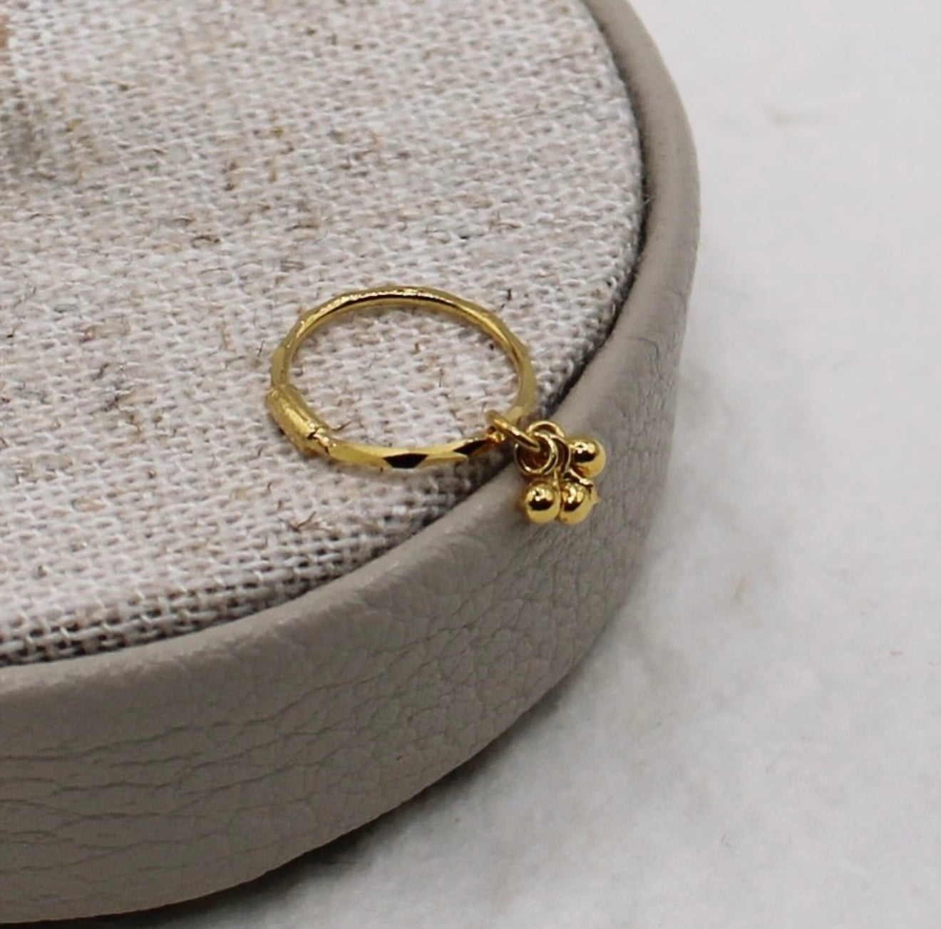 3-ball Dangle Hoop