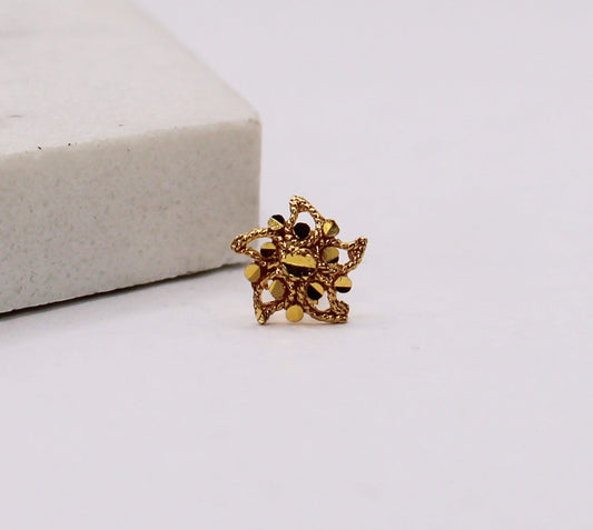 Twist-Flower Stud