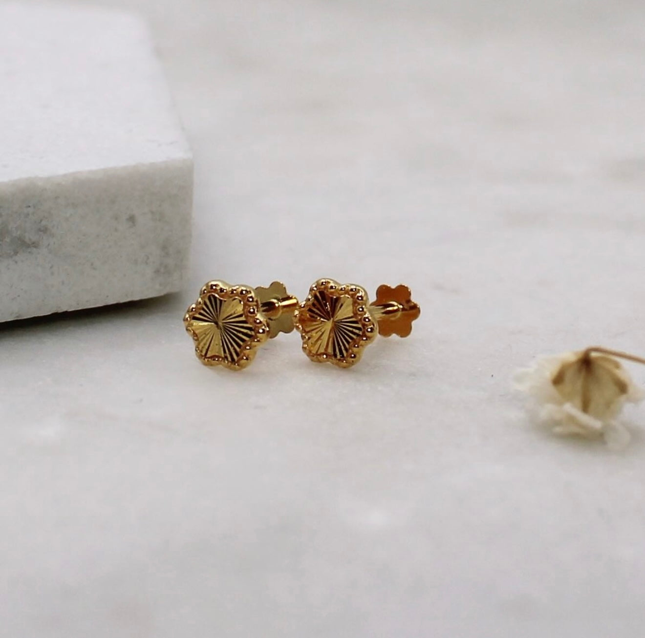 Dotted Flower Stud