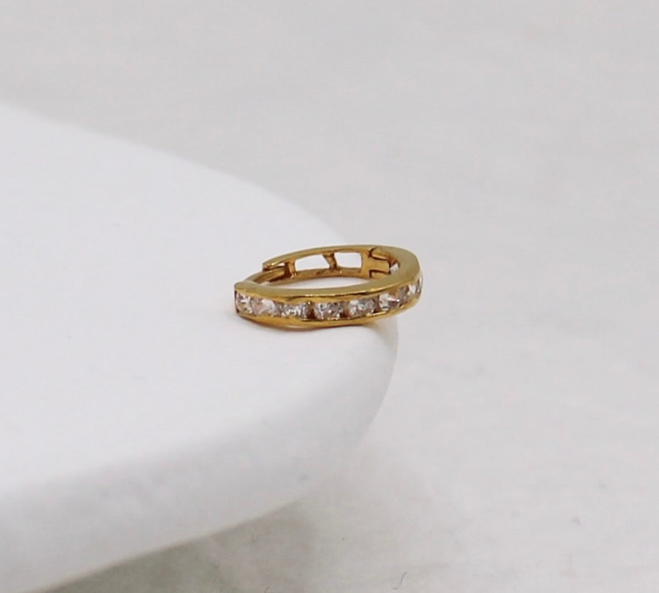 Thin 22carat Hoop