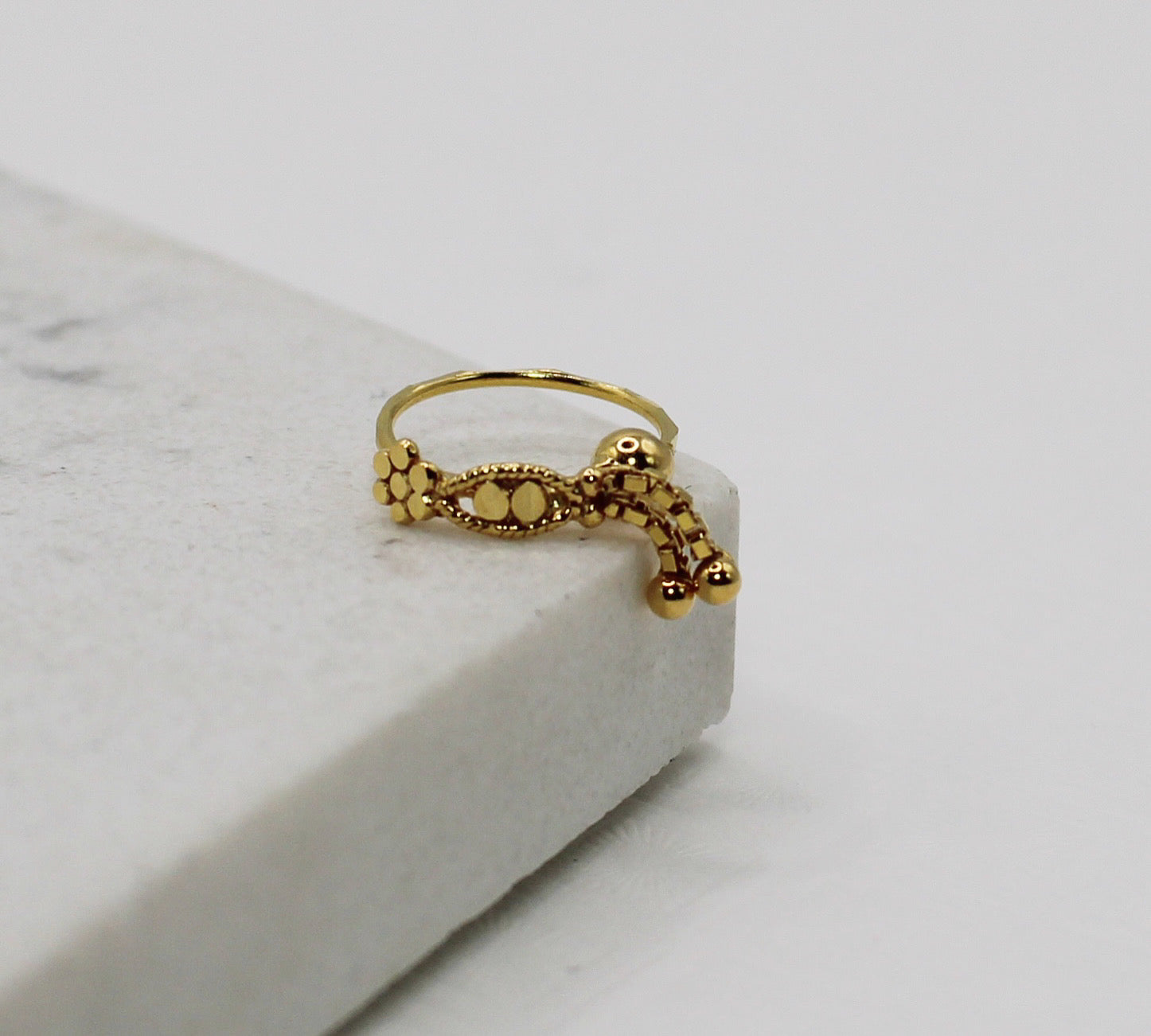 Detailed Chain-dangle Hoop