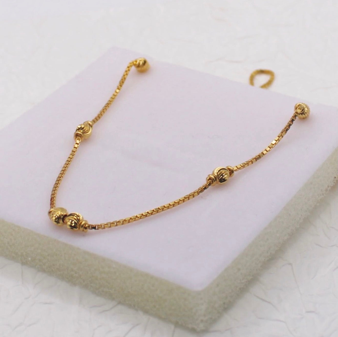 Dainty Beaded Necklace
