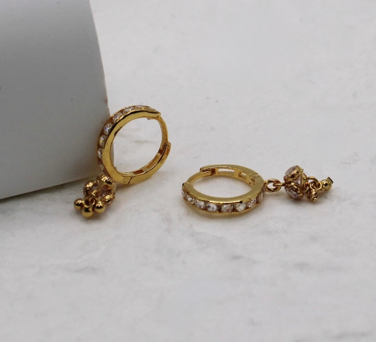 Dangly Sparkly Huggies | 8.8mm