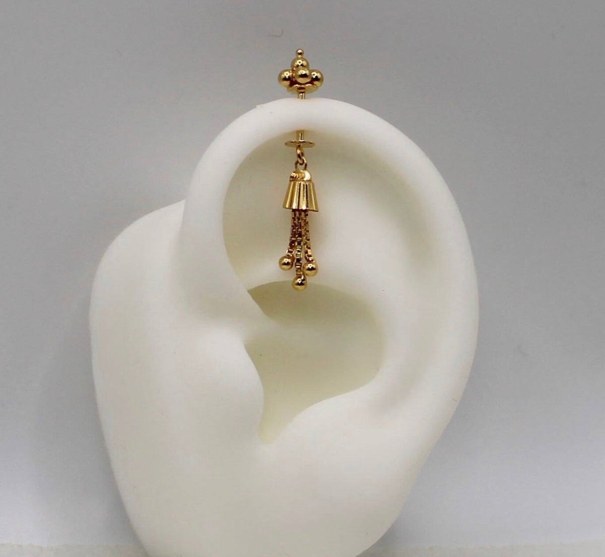 Chain-bell Vertical Helix Stud | 18carat